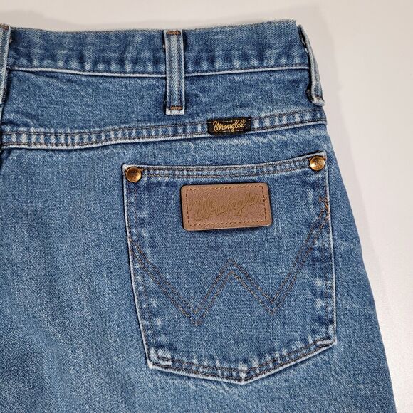 Wrangler Men's Straight Jeans - Blue - Picture 7 of 14